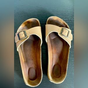 Birkenstock sandals in beige